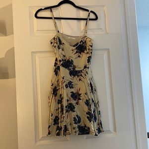Aritzia talula floral dress